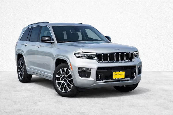 New 2025 Jeep Grand Cherokee Image