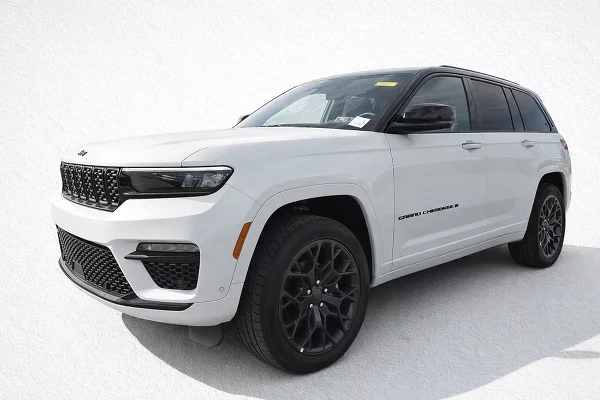 New 2025 Jeep Grand Cherokee Image