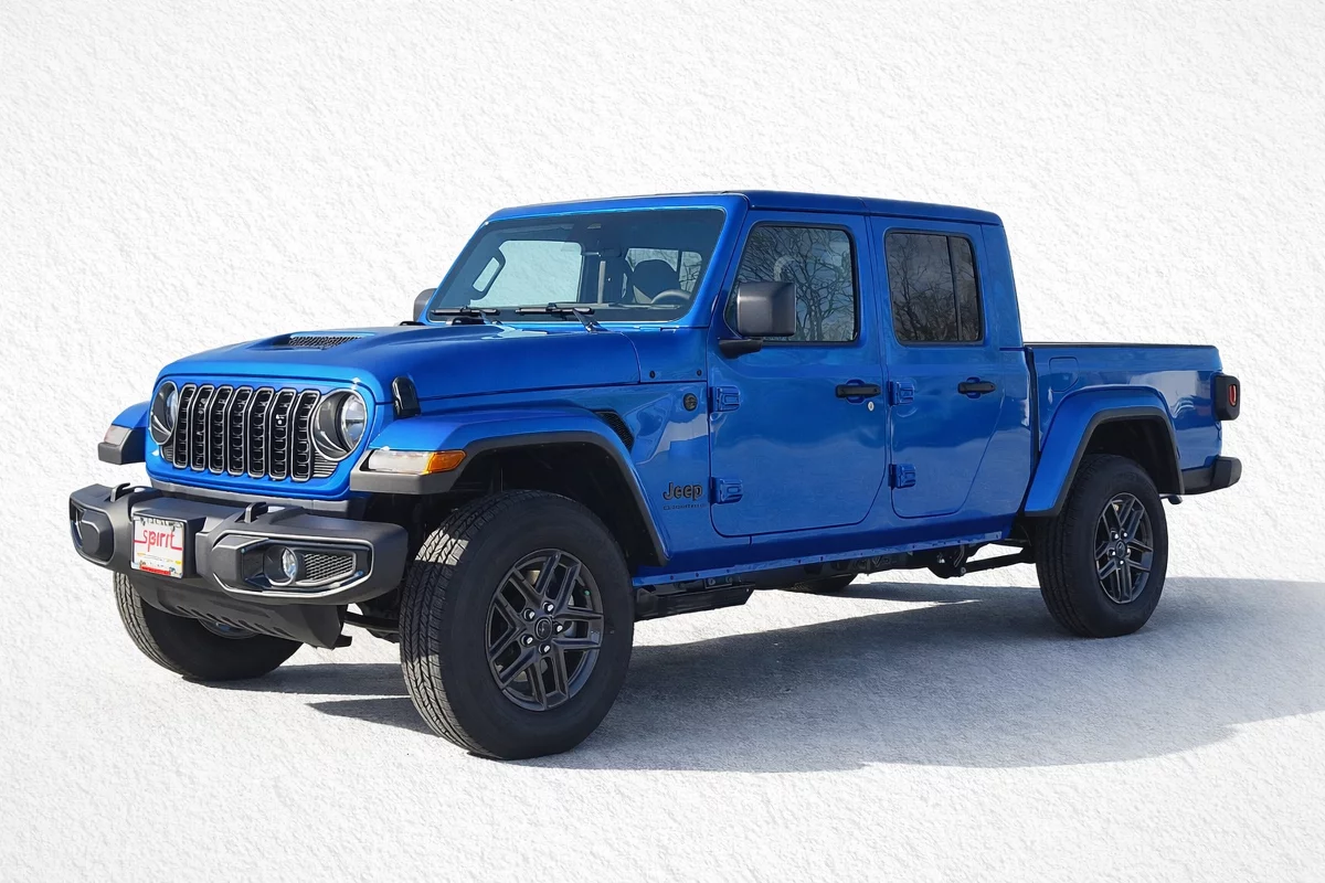 New 2026 Jeep Gladiator