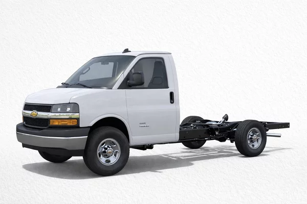New 2025 Chevrolet Express Cutaway 3500 Image