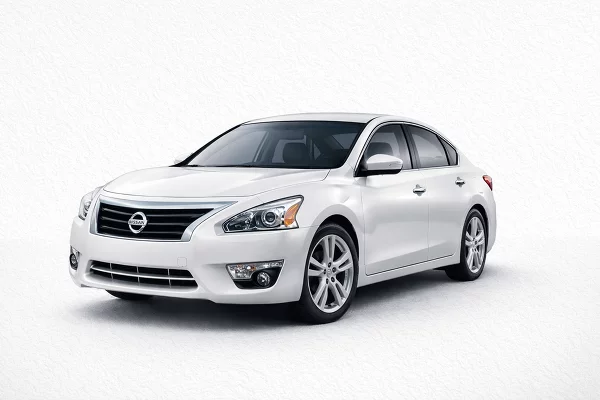 Used 2015 Nissan Altima Image