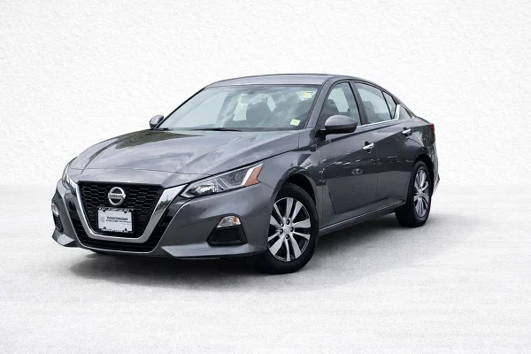 Used 2019 Nissan Altima Image