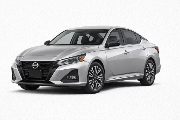 Used 2025 Nissan Altima Image