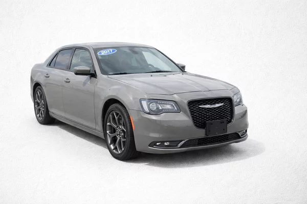 Used 2017 Chrysler 300 Image