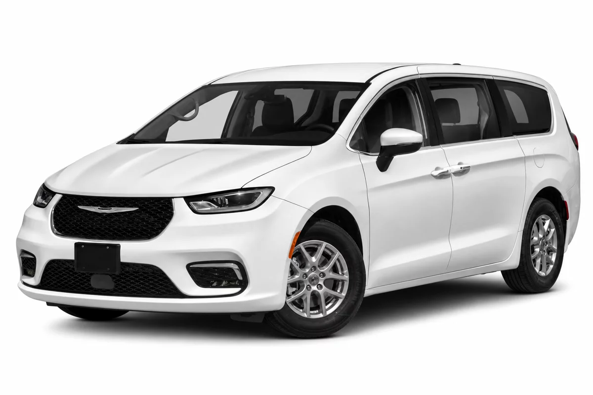 Used 2023 Chrysler Pacifica