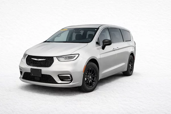 Used 2024 Chrysler Pacifica Image