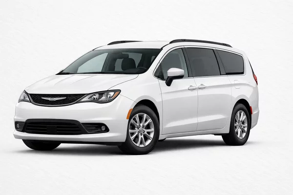 Used 2022 Chrysler Voyager Image