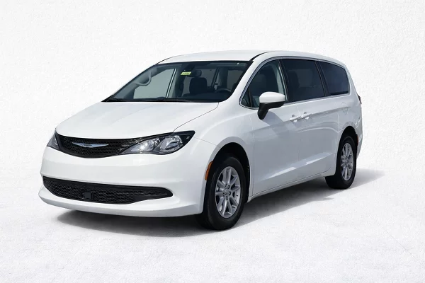 Used 2023 Chrysler Voyager Image