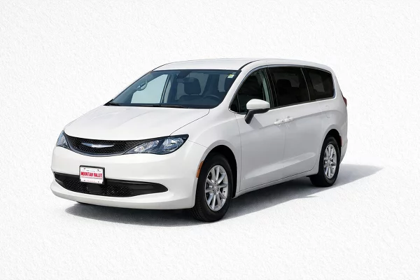 Used 2023 Chrysler Voyager Image