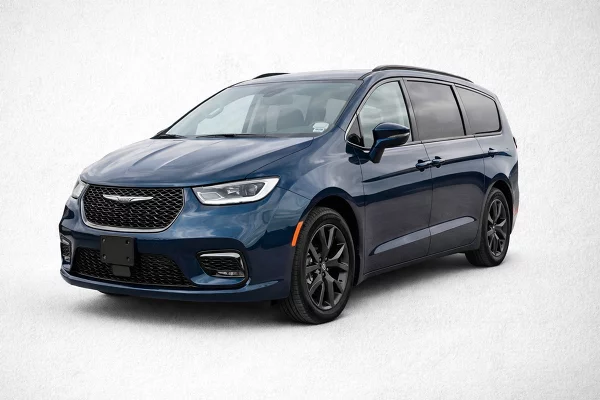 Used 2023 Chrysler Pacifica Image