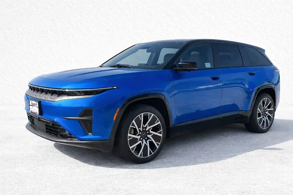 New 2025 Jeep Wagoneer S Image