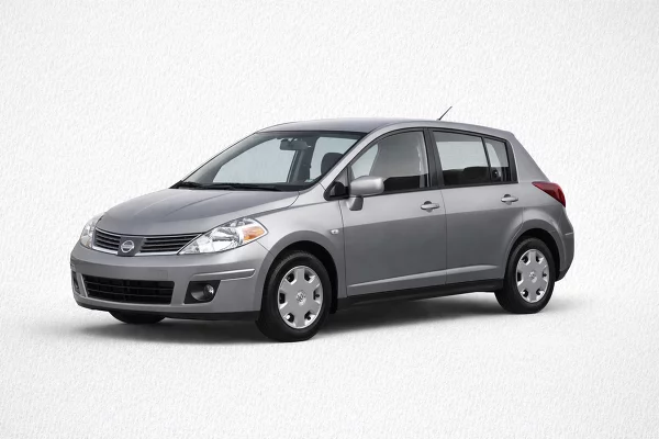 Used 2007 Nissan Versa Image