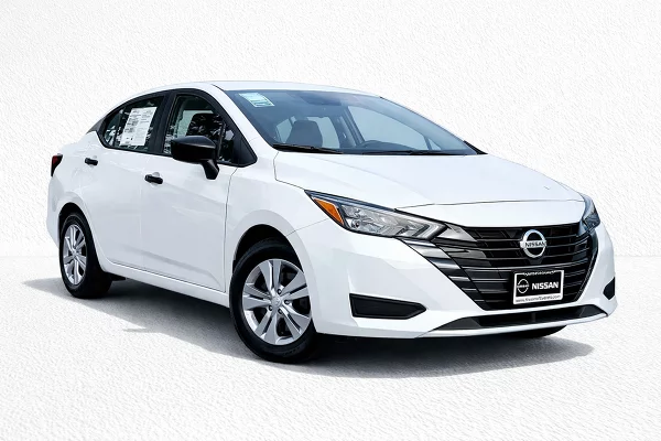 Used 2025 Nissan Versa Image