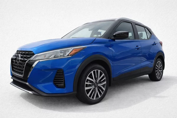 Used 2023 Nissan Kicks Image