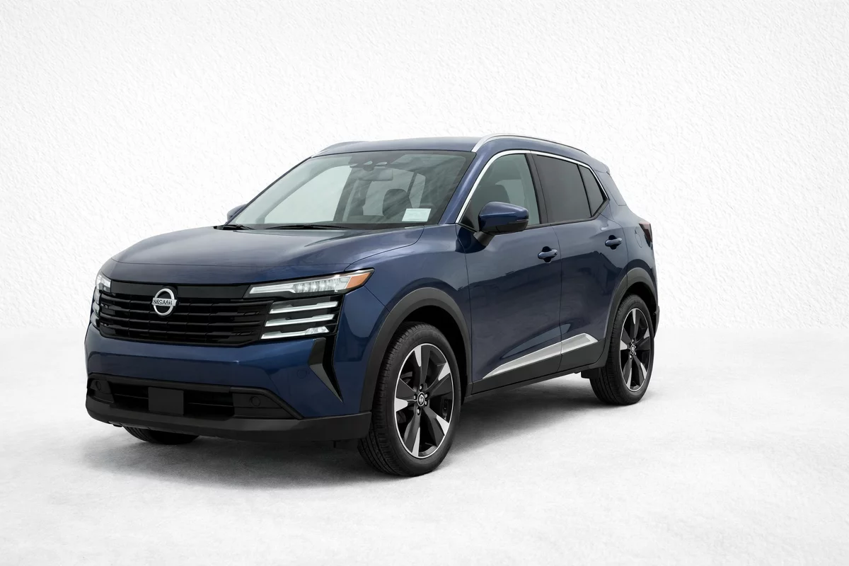Used 2025 Nissan Kicks