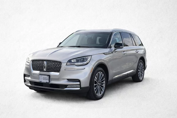 Used 2023 Lincoln Aviator Image