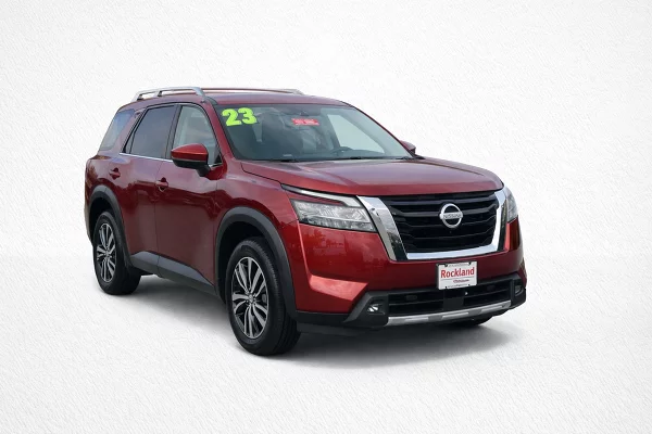 Used 2023 Nissan Pathfinder Image