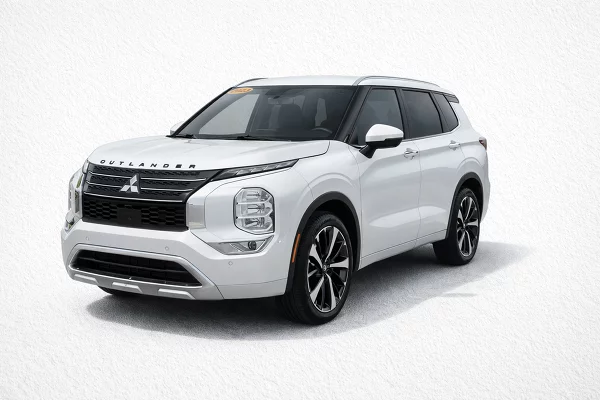 Used 2023 Mitsubishi Outlander Image