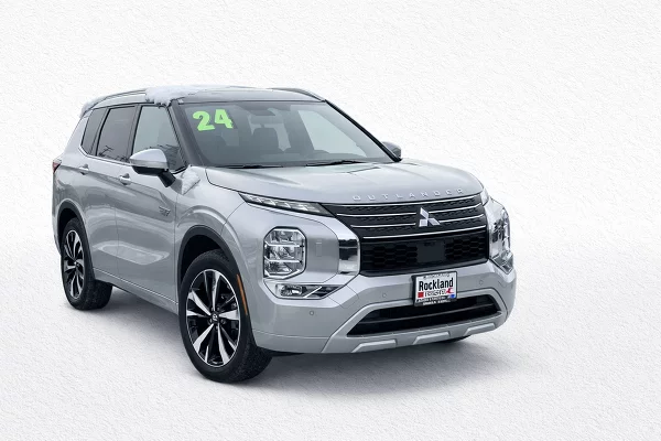 Used 2024 Mitsubishi Outlander PHEV Image