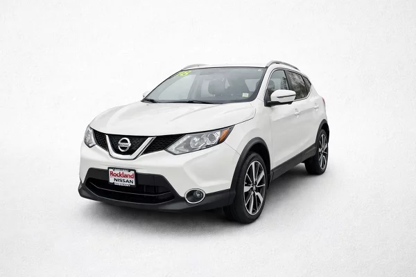 Used 2018 Nissan Rogue Sport Image