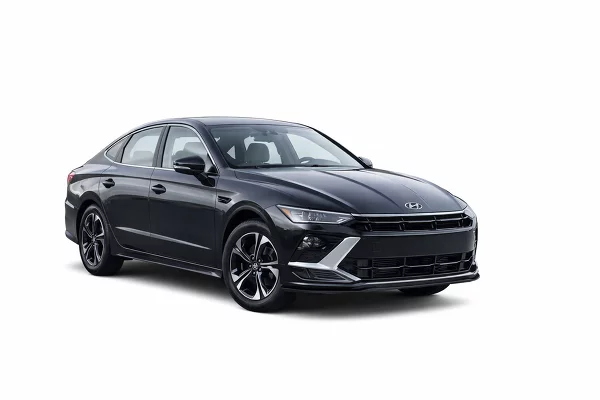 Used 2025 Hyundai Sonata Image