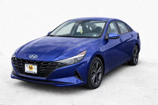 Used 2023 Hyundai Elantra Image