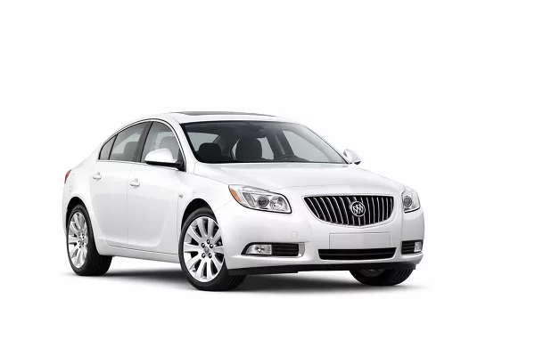 Used 2011 Buick Regal Image