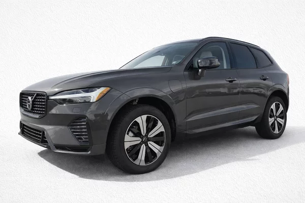 New 2025 Volvo XC60 Plug-In Hybrid Image