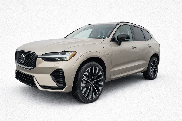New 2026 Volvo XC60 Plug-In Hybrid Image