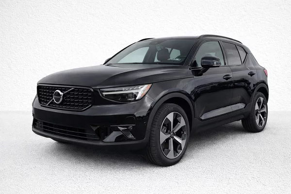 New 2026 Volvo XC40 Image