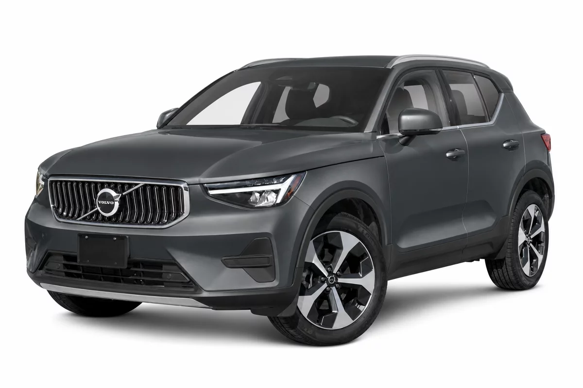 Used 2024 Volvo XC40