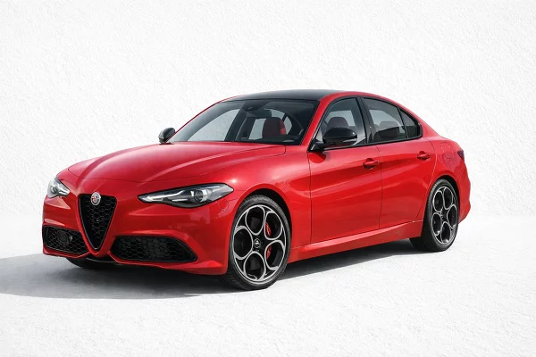 Used 2025 Alfa Romeo Giulia Image